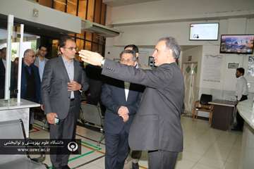 بازدید معاون وزیر بهداشت و هیات رئیسه دانشگاه از مرکز رازی